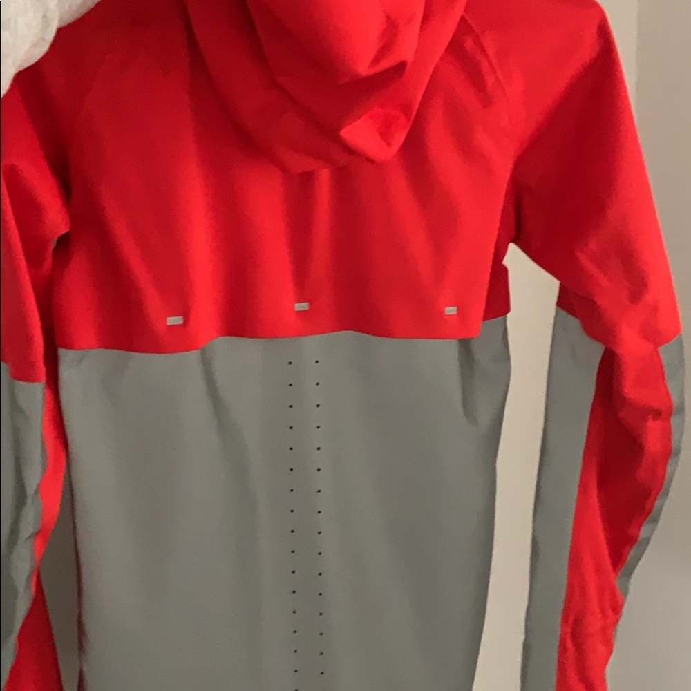 Nike shield jacket - Picture 2 of 4